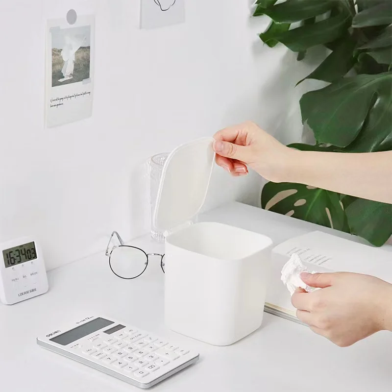 White desktop mini with cover Pen Makeup Brush Storage Bucket School Office Stationery Trash Organizer Pen Holder
White desktop mini with cover Pen Makeup Brush Storage Bucket School Office Stationery Trash Organizer Pen Holder
