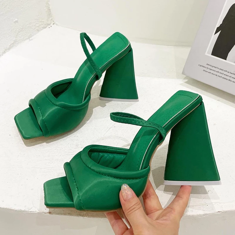 Triangle Heel Square Head Women Pumps Outdoor High Heel Non-slip Fashion Casual Spring Autumn Female Shoes 2022 Woman Sandals
Triangle Heel Square Head Women Pumps Outdoor High Heel Non-slip Fashion Casual Spring Autumn Female Shoes 2022 Woman Sandals