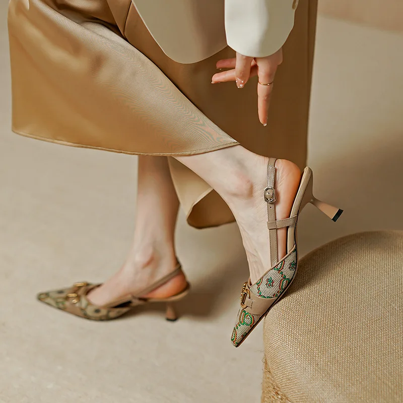 Designer Sexy Sandals Pointed Toe Rhinestones Shallow Mouth Thick Heel Luxury Heels Fashion Medium Heel Shoes Elegant Sandals
Designer Sexy Sandals Pointed Toe Rhinestones Shallow Mouth Thick Heel Luxury Heels Fashion Medium Heel Shoes Elegant Sandals