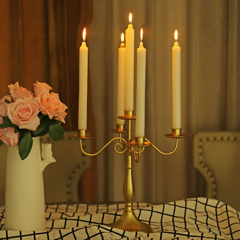 Nordic Candle Holder Wedding Vintage Decoration Exquisite Golden Candlestick Vintage Metal Candle Holders for Home Living Room
Nordic Candle Holder Wedding Vintage Decoration Exquisite Golden Candlestick Vintage Metal Candle Holders for Home Living Room