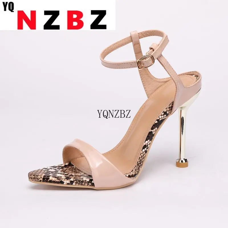 2022 NEW Apricot Sandals Crystal Leopard Open Toed High Heels Sexy Women Open-toed Heel Buckle Strap Sandals Pumps
2022 NEW Apricot Sandals Crystal Leopard Open Toed High Heels Sexy Women Open-toed Heel Buckle Strap Sandals Pumps