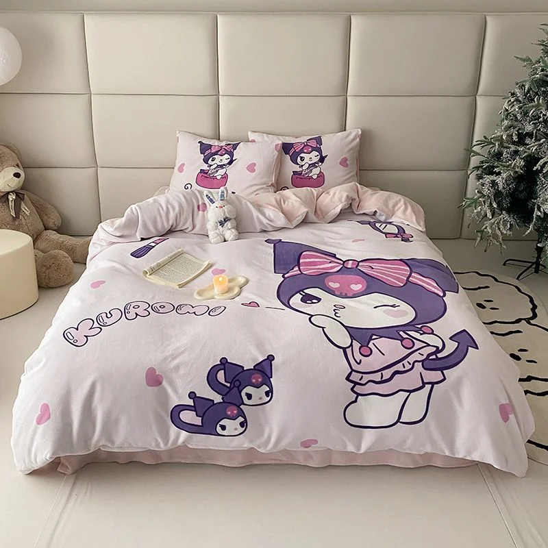 

Новый молочный бархат Sanrio, комплект из трех предметов, мультяшный Kuromi, двухсторонний флисовый чехол из трех предметов, бархатное постельное белье из кораллового бархата, зима