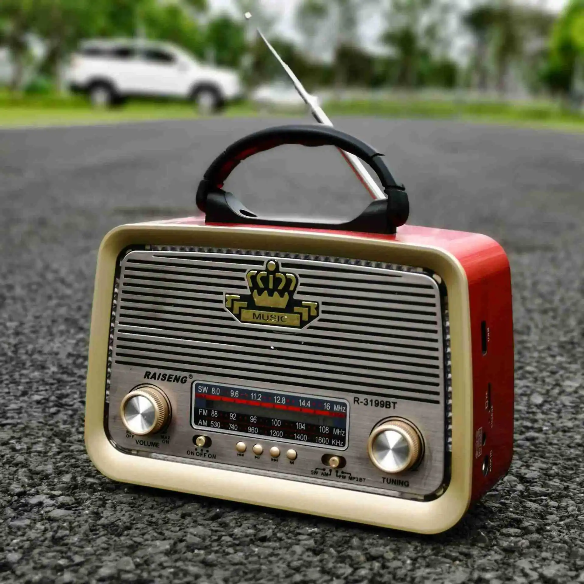 Retro wood radio multi band FM/AM/SW portable subwoofer stereo support AUX TF card USB card Bluetooth speaker
Retro wood radio multi band FM/AM/SW portable subwoofer stereo support AUX TF card USB card Bluetooth speaker