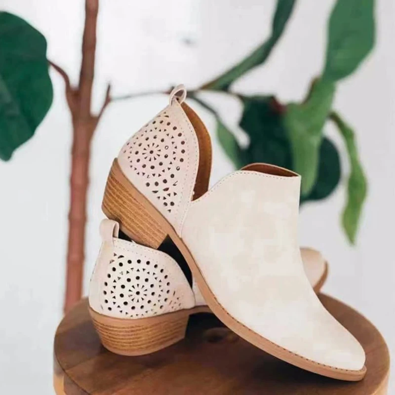 2021 Retro Chelsea Boots Women Shoes Female Slip on High Heel Shoes Mid Heels Casual Ankle Boots Booties Feminina Size 35-43
2021 Retro Chelsea Boots Women Shoes Female Slip on High Heel Shoes Mid Heels Casual Ankle Boots Booties Feminina Size 35-43