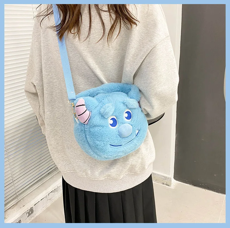 Disney Monsters University Fashion Anime Shoulder Bags Handbag Plush Cartoon Casual Plush Messenger Bag Girl Child Gift
Disney Monsters University Fashion Anime Shoulder Bags Handbag Plush Cartoon Casual Plush Messenger Bag Girl Child Gift