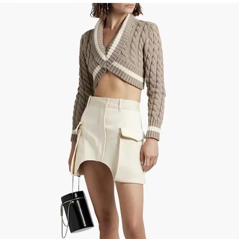 2022 Summer New Hot Sale Top Quality Designer Fashion Style Black Army Green Ivory Cut Out Mini Skirt
2022 Summer New Hot Sale Top Quality Designer Fashion Style Black Army Green Ivory Cut Out Mini Skirt