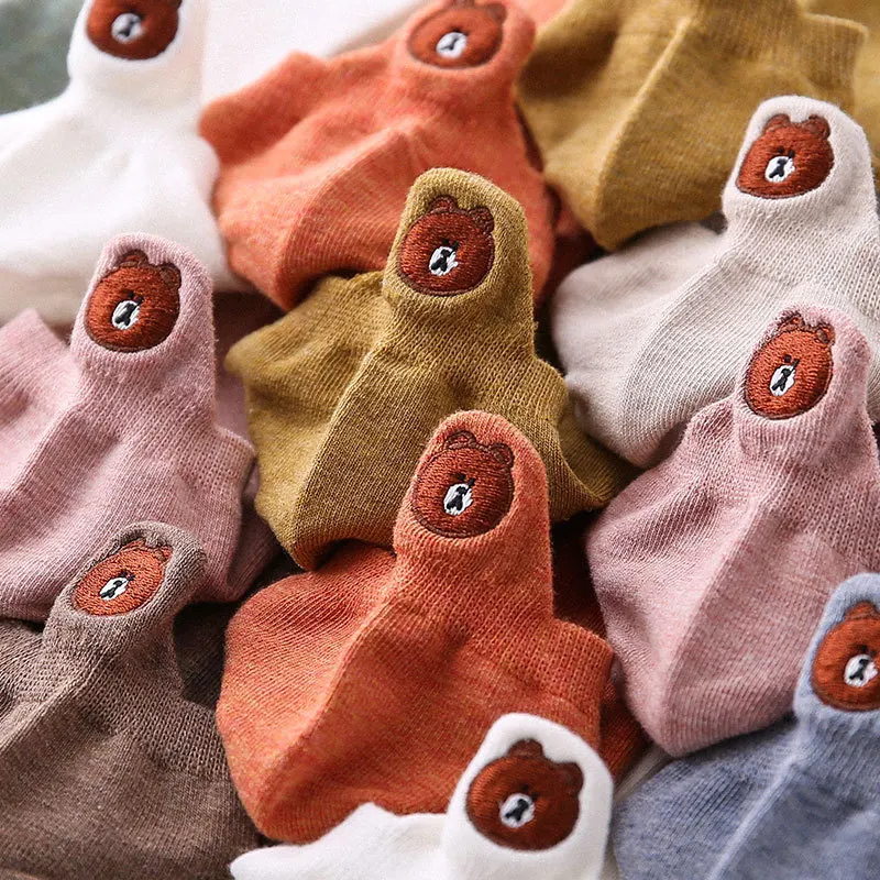 5 pairs cartoon Harajuku woman socks cute embroidery bear ankle woman socks funny animal ladies summer short socks
5 pairs cartoon Harajuku woman socks cute embroidery bear ankle woman socks funny animal ladies summer short socks