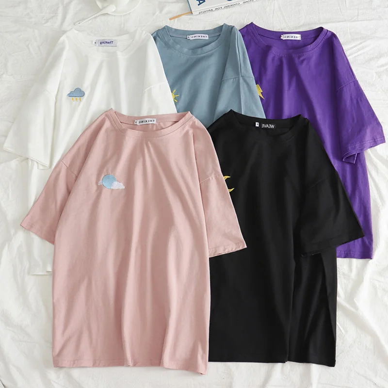 Модная свободная футболка, Забавные футболки с графическим рисунком и вышивкой, топы в стиле Харадзюку y2k, уличная одежда, корейские белые футболки, Женская Эстетическая одежда 
Модная свободная футболка, Забавные футболки с графическим рисунком и вышивкой, топы в стиле Харадзюку y2k, уличная одежда, корейские белые футболки, Женская Эстетическая одежда