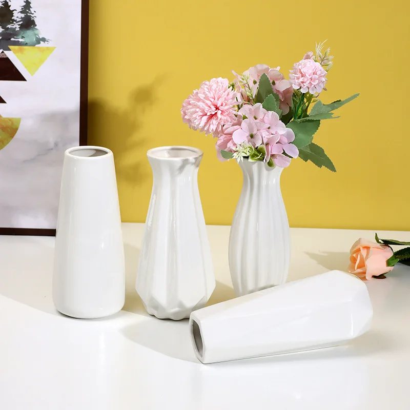 Modern Aesthetic Vase for Dried Flower Ceramic Crafts Simple Living Room Table Decoration Flower Pot Statues Plant Containers
Modern Aesthetic Vase for Dried Flower Ceramic Crafts Simple Living Room Table Decoration Flower Pot Statues Plant Containers
