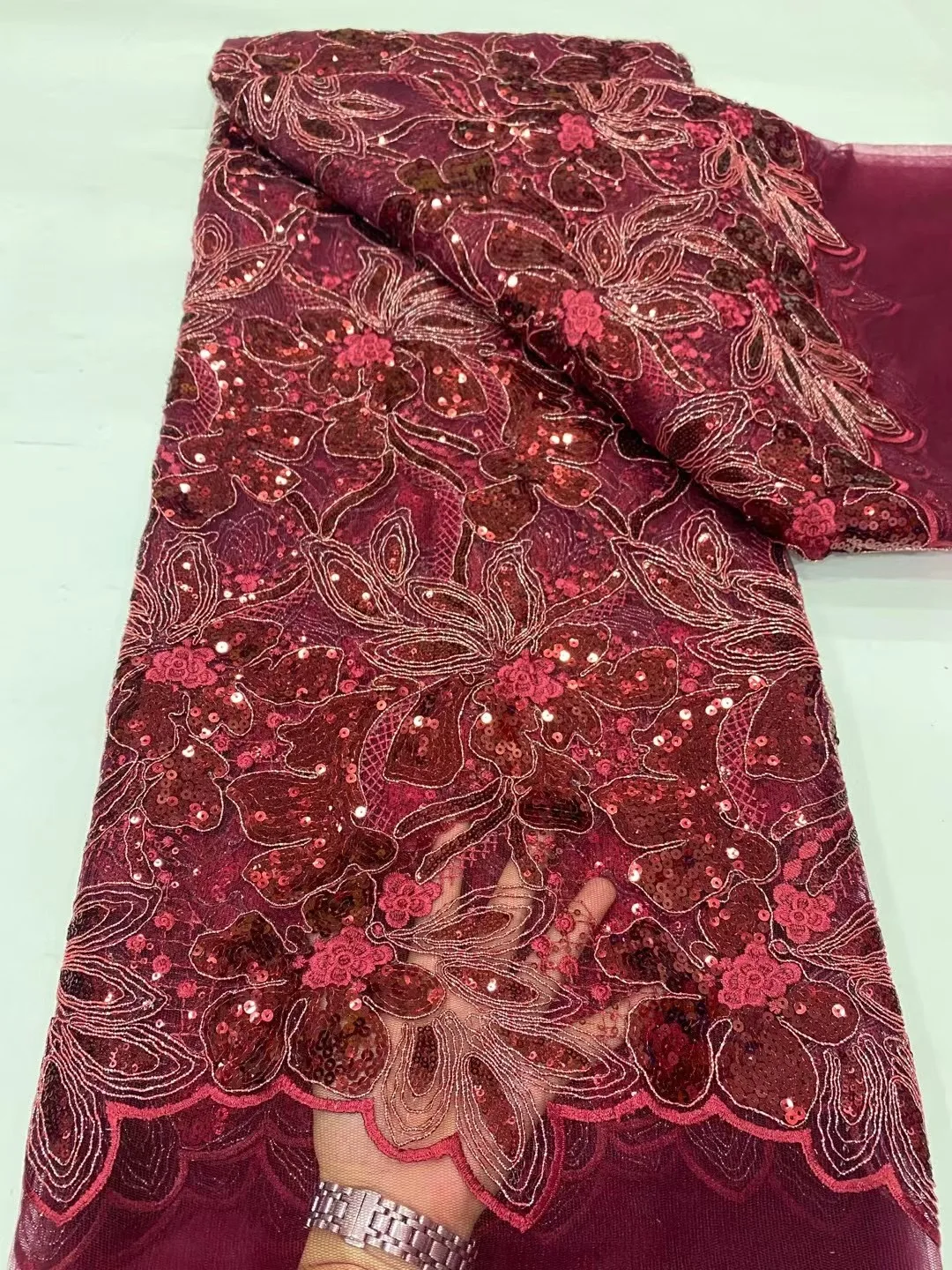 New Style French Guipure Cord Mesh Lace Fabric African 2023 Hight Qualiy Sequins Embroidery Fabric Nigerian For Wedding Dresses
New Style French Guipure Cord Mesh Lace Fabric African 2023 Hight Qualiy Sequins Embroidery Fabric Nigerian For Wedding Dresses