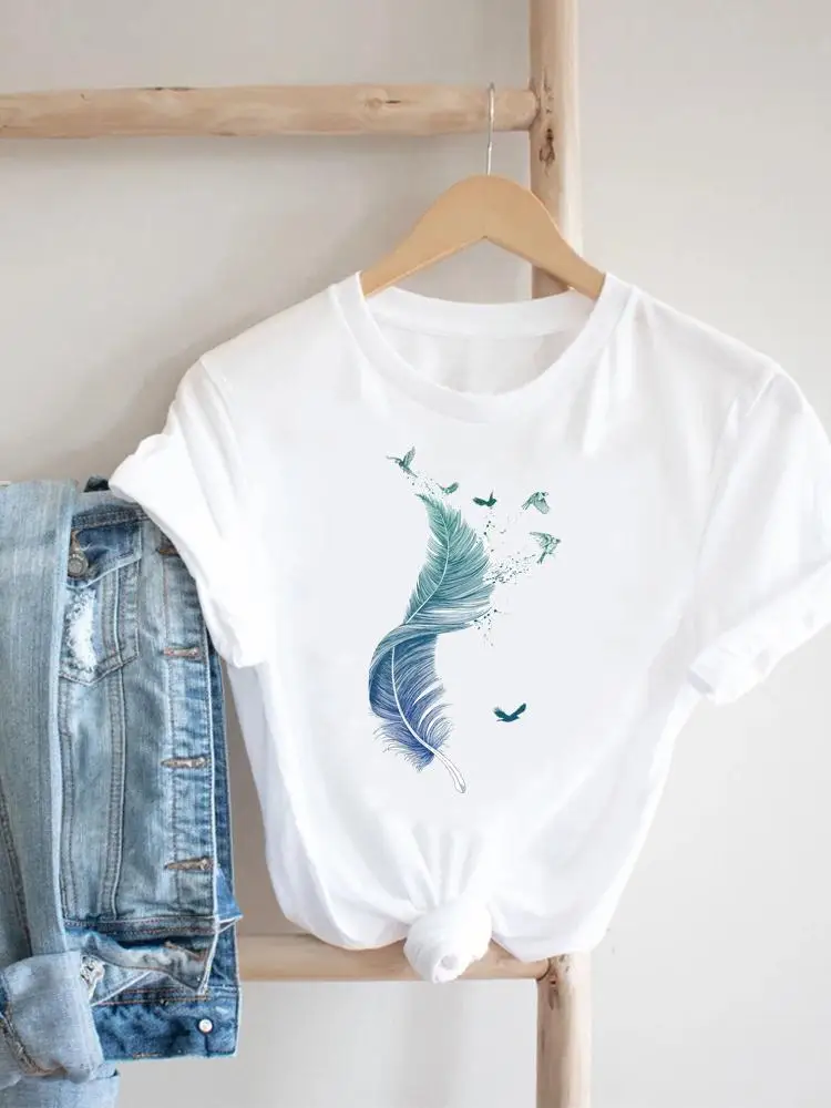 Feather Watercolor 90s Short Sleeve Tee Pretty Women Clothing Print Tshirt Nice Top Fashion Casual Summer Graphic T-shirt
Feather Watercolor 90s Short Sleeve Tee Pretty Women Clothing Print Tshirt Nice Top Fashion Casual Summer Graphic T-shirt