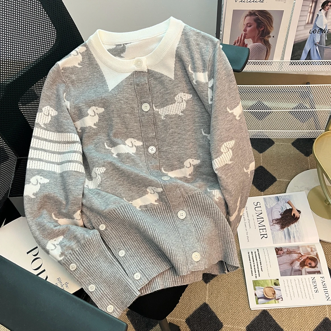 High Quality Korean TB Striped Knitted Cardigan for Women in Autumn 2023, Cute Little Dog Jacquard Wool Long Sleeved Jacket Top
High Quality Korean TB Striped Knitted Cardigan for Women in Autumn 2023, Cute Little Dog Jacquard Wool Long Sleeved Jacket Top