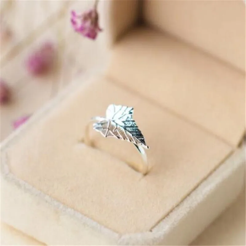 Simple Nature Fashion 925 Sterling Silver Canada Maple Leaf Leaves Open Rings For Women Girl Fine Jewelry Gift Wholesale R399
Simple Nature Fashion 925 Sterling Silver Canada Maple Leaf Leaves Open Rings For Women Girl Fine Jewelry Gift Wholesale R399