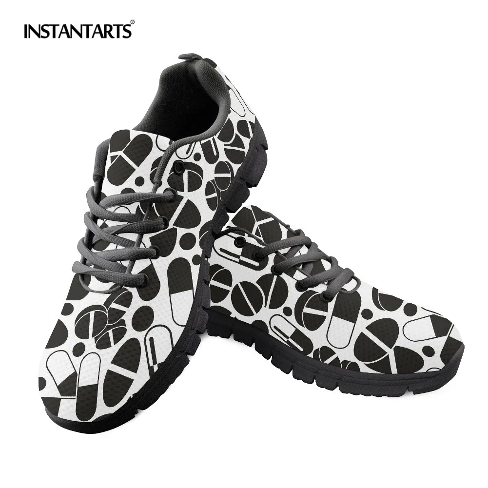 Женские кроссовки для бега INSTANTARTS, легсветильник сетчатые туфли черного и белого цветов для врачей и медсестер, обувь на плоской подошве для... 
Женские кроссовки для бега INSTANTARTS, легсветильник сетчатые туфли черного и белого цветов для врачей и медсестер, обувь на плоской подошве для...
