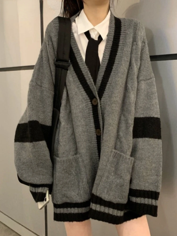 Cardigan for Women Korean Fashion Sweater Autumn Winter Loose Knitwears Thickened Coat Women's College Wear Tops Woman Clothing
Cardigan for Women Korean Fashion Sweater Autumn Winter Loose Knitwears Thickened Coat Women's College Wear Tops Woman Clothing