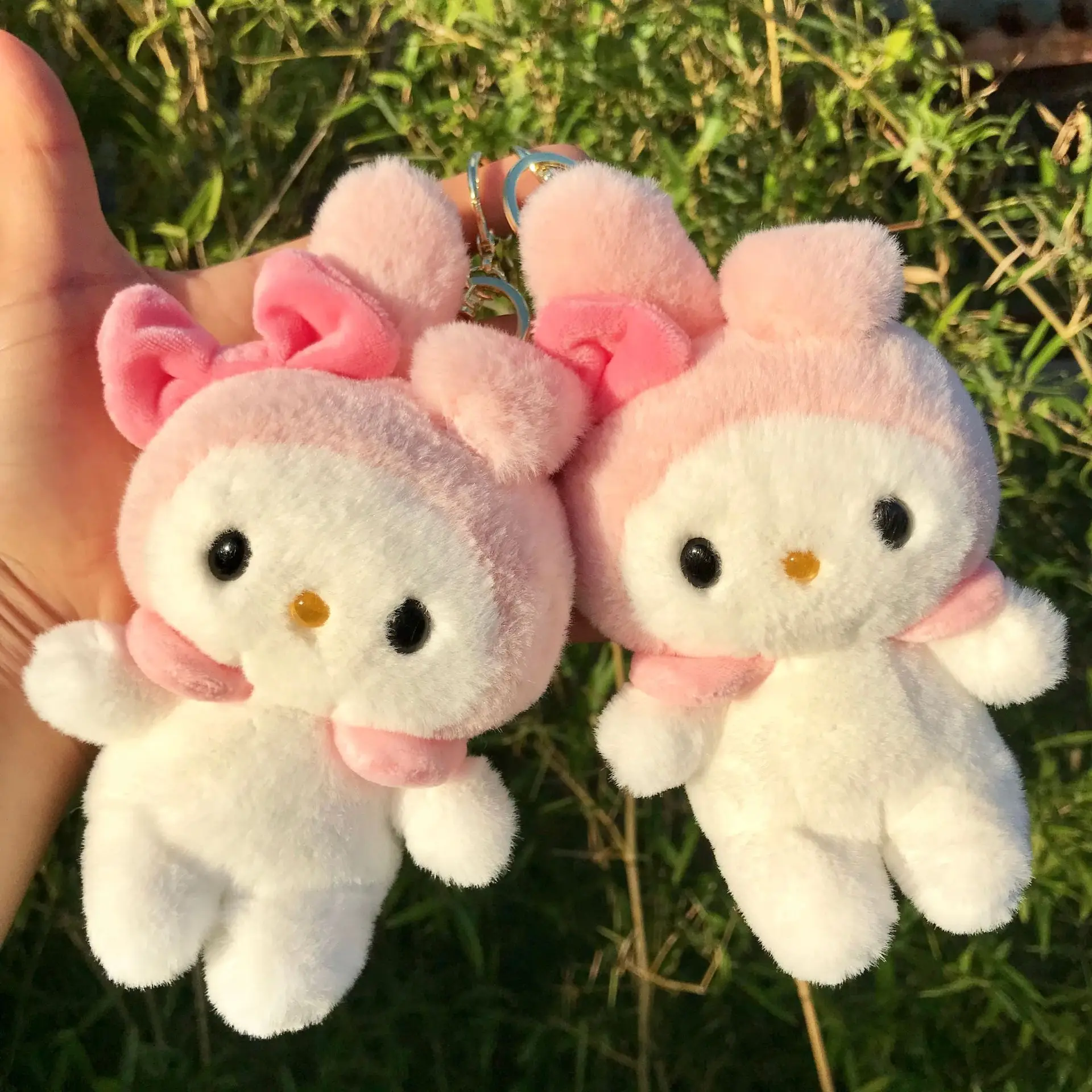Random One 17cm Kawaii Sanrio Melody Plush Toy Key Chain Cartoon Doll Pendant Gift Children Rabbit Anime Accessories Decoration
Random One 17cm Kawaii Sanrio Melody Plush Toy Key Chain Cartoon Doll Pendant Gift Children Rabbit Anime Accessories Decoration