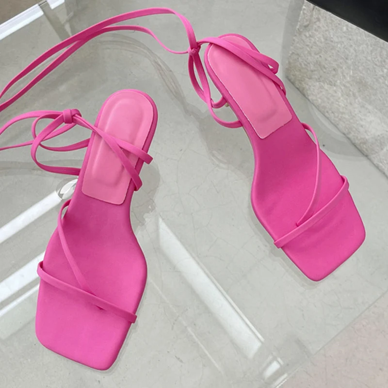 Liyke Eilyken Fashion Square Toe Narrow Band Gladiator Casual Sandals Women Black Cross Lace-Up Thin Low Heel Ladies Dress Shoes
Liyke Eilyken Fashion Square Toe Narrow Band Gladiator Casual Sandals Women Black Cross Lace-Up Thin Low Heel Ladies Dress Shoes