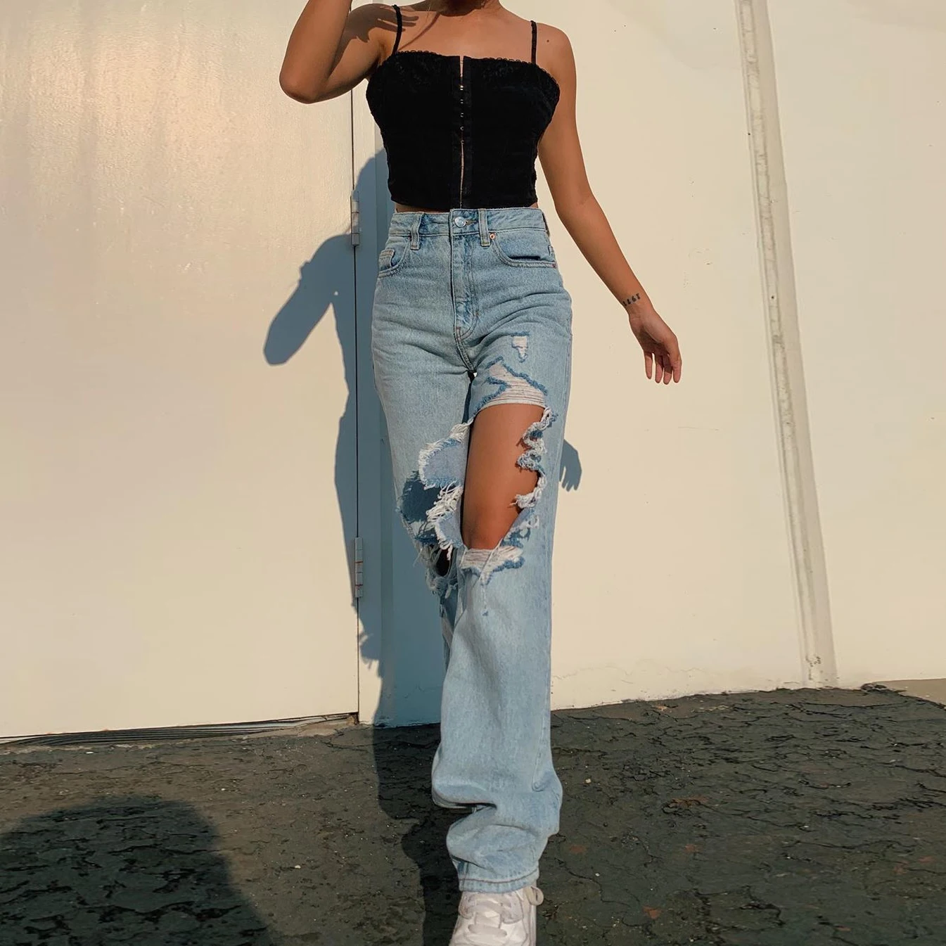 Streetwear Vintage Baggy Jeans Women High Waist Wide Leg Ripped Cargo Jeans Harajuku Hot Boyfriend Pants Fashion
Streetwear Vintage Baggy Jeans Women High Waist Wide Leg Ripped Cargo Jeans Harajuku Hot Boyfriend Pants Fashion