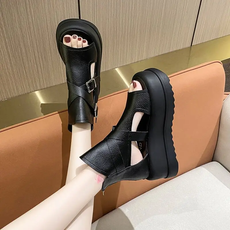 Summer Gladiator Sandals Women Flat Heels Beach Flip Flops High Platform Casual Leather Sandals Breathable Walking Slippers New
Summer Gladiator Sandals Women Flat Heels Beach Flip Flops High Platform Casual Leather Sandals Breathable Walking Slippers New
