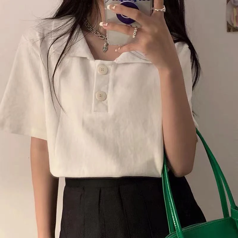 Женская футболка-поло на пуговицах, с коротким рукавом
Женская футболка-поло на пуговицах, с коротким рукавом