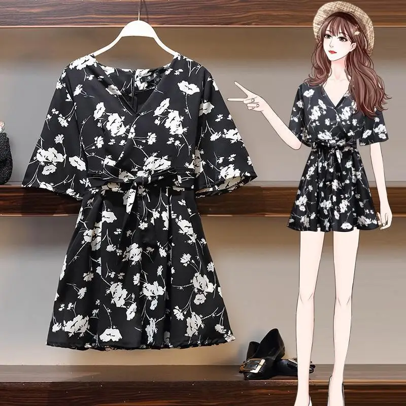 Women 2022 Summer Fashion Large Size Two Piece Sets Female Floral Chiffon Dress + High Waist Wide Leg Shorts Ladies Suits I08
Women 2022 Summer Fashion Large Size Two Piece Sets Female Floral Chiffon Dress + High Waist Wide Leg Shorts Ladies Suits I08
