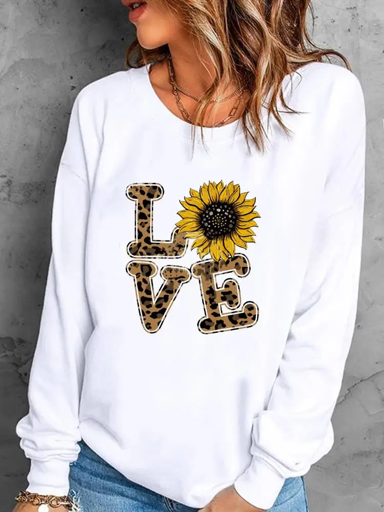 Clothing Autumn Spring Fall Top Casual Printing Pullovers For Women Leopard Love Flower Trend 90s Female Graphic Sweatshirts
Clothing Autumn Spring Fall Top Casual Printing Pullovers For Women Leopard Love Flower Trend 90s Female Graphic Sweatshirts