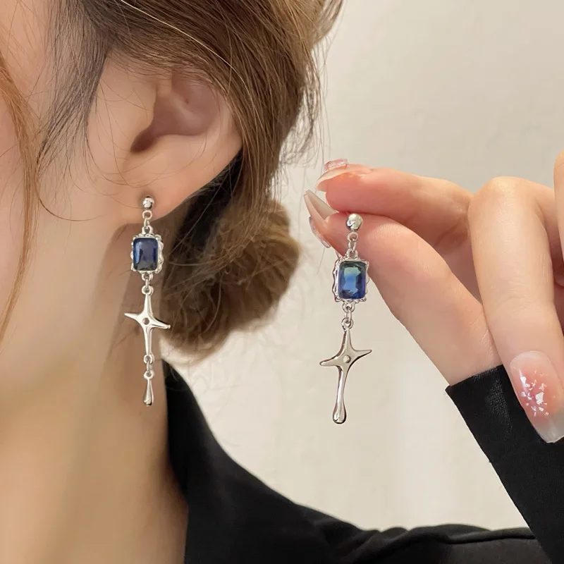 2022 New Retro Trend Temperament Blue Earrings Female Personality Cross Trendy Earrings for Women Luxury Jewerly Wedding Gifts
2022 New Retro Trend Temperament Blue Earrings Female Personality Cross Trendy Earrings for Women Luxury Jewerly Wedding Gifts