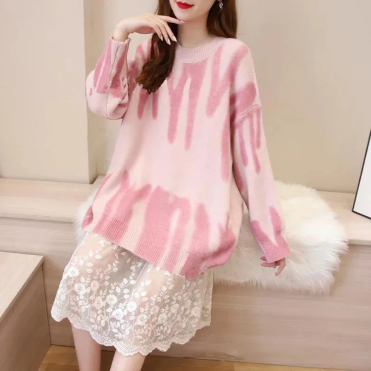 Aproms Elegant Green Striped Print Pullovers Women Winter O-Neck Loose Long Sweaters Streetwear Warm Outerwear 2022
Aproms Elegant Green Striped Print Pullovers Women Winter O-Neck Loose Long Sweaters Streetwear Warm Outerwear 2022