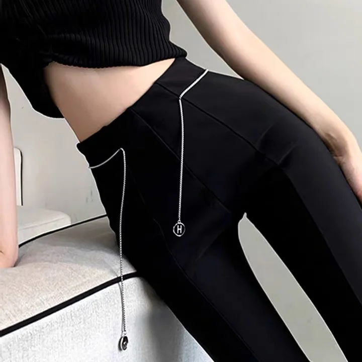 Split Narrow Wide Leg Pants Women's Spring and Autumn High Waist Draping Slim Midline Straight Sleeve Suit Flare Pants
Split Narrow Wide Leg Pants Women's Spring and Autumn High Waist Draping Slim Midline Straight Sleeve Suit Flare Pants
