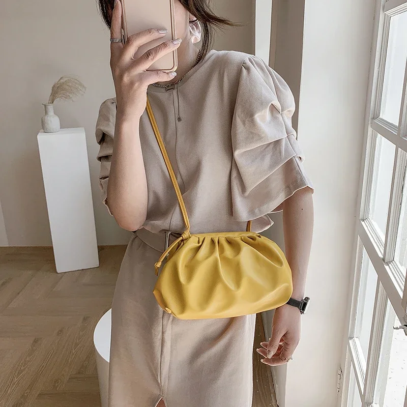 Модная женская сумка-мессенджер 2024New из мягкой искусственной кожи, женская сумка через плечо, кошелек для монет, повседневные однотонные женские сумки через плечо 
Модная женская сумка-мессенджер 2024New из мягкой искусственной кожи, женская сумка через плечо, кошелек для монет, повседневные однотонные женские сумки через плечо