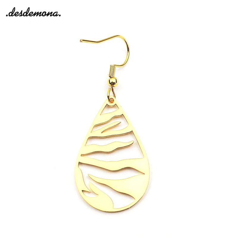 Stainless Steel Earrings Exquisite Urban Retro Pattern Pendants Charm Fashion Earrings For Women Jewelry Party Friends Gifts
Stainless Steel Earrings Exquisite Urban Retro Pattern Pendants Charm Fashion Earrings For Women Jewelry Party Friends Gifts