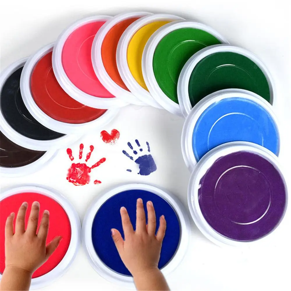 Funny 5 Colors Finger Painting Ink Pad Ink Pad Round Children's Graffiti Palm Colored Pigments Washable Drawing Interactive Toys
Funny 5 Colors Finger Painting Ink Pad Ink Pad Round Children's Graffiti Palm Colored Pigments Washable Drawing Interactive Toys