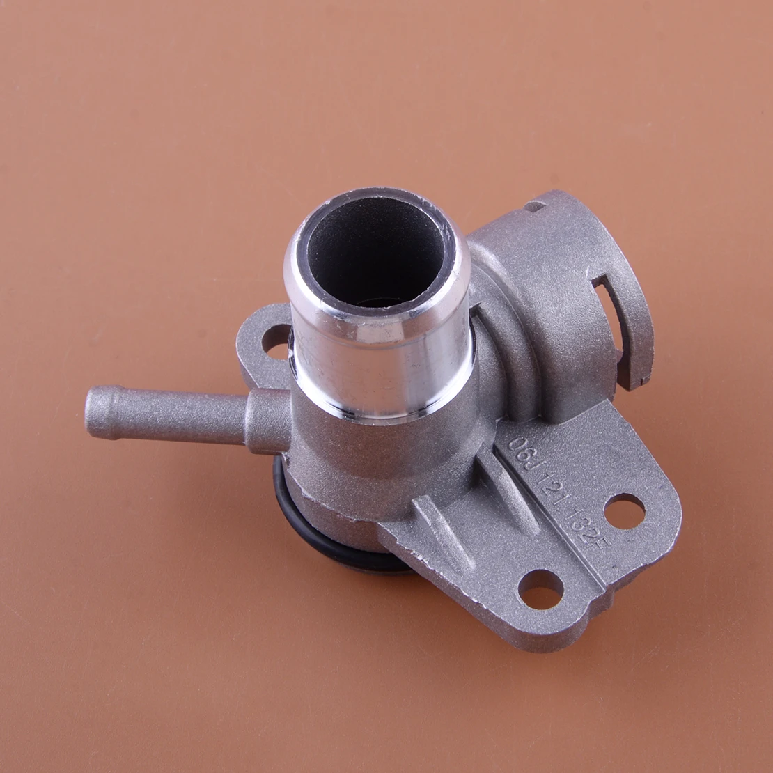 06J121132F шланг для охлаждающей жидкости, переходник, охлаждающий фланец, подходит для VW Beetle Golf Skoda Audi 06J121132D 06J121132G
06J121132F шланг для охлаждающей жидкости, переходник, охлаждающий фланец, подходит для VW Beetle Golf Skoda Audi 06J121132D 06J121132G