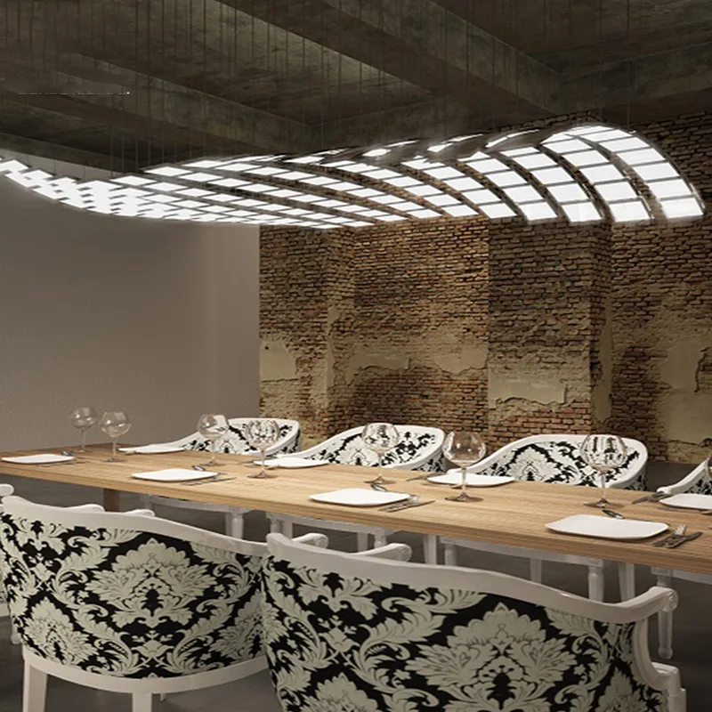Large shopping mall supermarket gym dynamic programming art installation high-end bar club custom non-standard chandelier
Large shopping mall supermarket gym dynamic programming art installation high-end bar club custom non-standard chandelier