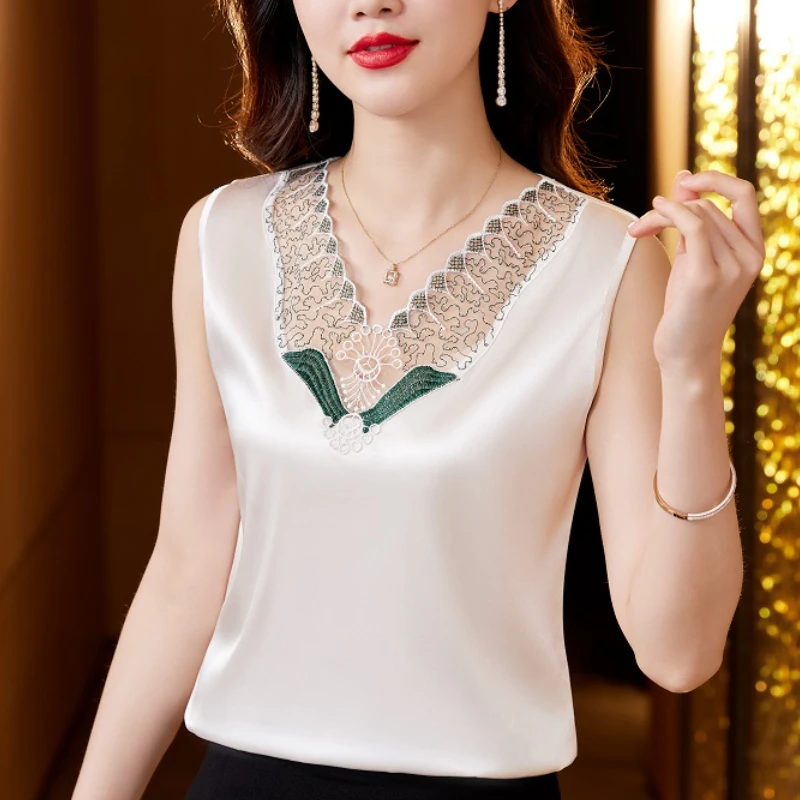 Fashion Woman Lace Embroidery Sleeveless Satin Blouse Elegant Stylish Shirt Loose Top 2023 Summer Ladies Silk Blusas 26281
Fashion Woman Lace Embroidery Sleeveless Satin Blouse Elegant Stylish Shirt Loose Top 2023 Summer Ladies Silk Blusas 26281