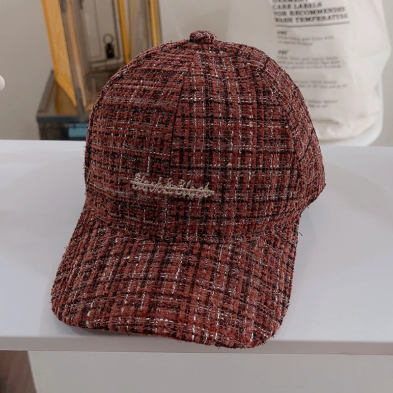 Children's Baseball Cap New Autumn and Winter Boys and Girls Fashion Silk Thread Embroidery Peaked Cap Adjustable All-match
Children's Baseball Cap New Autumn and Winter Boys and Girls Fashion Silk Thread Embroidery Peaked Cap Adjustable All-match
