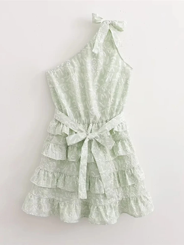 Chic Lady Fashion Single Shoulder Summer Green Short Dress Girls 2023 Elegant Letter Print Dress Women Casual Cascading Dress 
Chic Lady Fashion Single Shoulder Summer Green Short Dress Girls 2023 Elegant Letter Print Dress Women Casual Cascading Dress