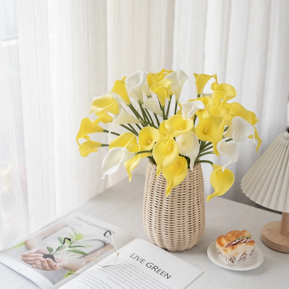 5Pcs PU Calla Artificial Flower Indoor Ornaments DIY Flower Arrangement Bridal Bouquet Festival Gift Home Decoration Fake Flower
5Pcs PU Calla Artificial Flower Indoor Ornaments DIY Flower Arrangement Bridal Bouquet Festival Gift Home Decoration Fake Flower