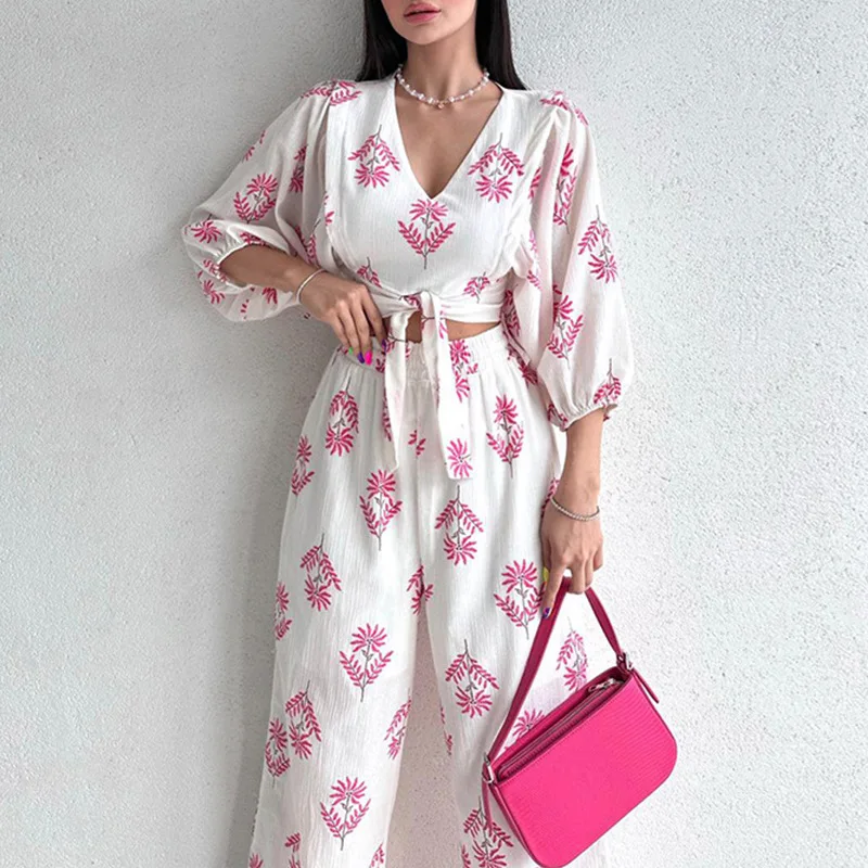 Wepbel Summer V-neck Tshirt Top Streetwear Pants Printed Puff Sleeve Top Trousers Ladies Two-Piece Set Bandage Top Trousers
Wepbel Summer V-neck Tshirt Top Streetwear Pants Printed Puff Sleeve Top Trousers Ladies Two-Piece Set Bandage Top Trousers