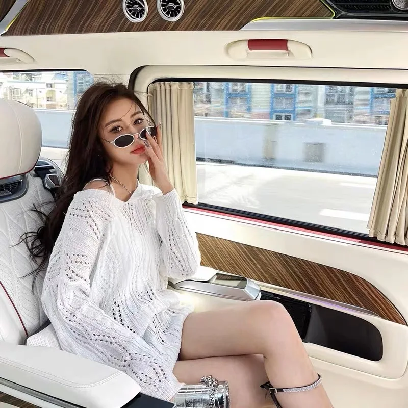 Spring And Summer Korean Lazy Wind Hollow Out Loose Sweater Women V Neck Pullover Leaky Back Thin Solid Knitted Tops Clothes
Spring And Summer Korean Lazy Wind Hollow Out Loose Sweater Women V Neck Pullover Leaky Back Thin Solid Knitted Tops Clothes