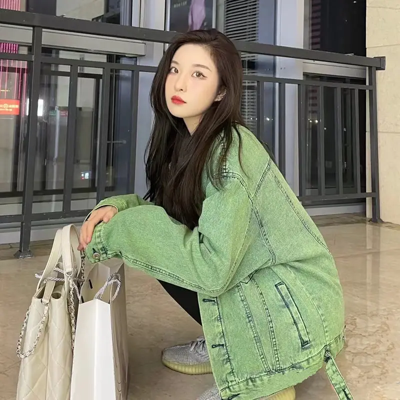 American Green Denim Jacket Women's Spring and Autumn New Korean Version of Niche Design Loose Long Sleeve Jacket Top
American Green Denim Jacket Women's Spring and Autumn New Korean Version of Niche Design Loose Long Sleeve Jacket Top