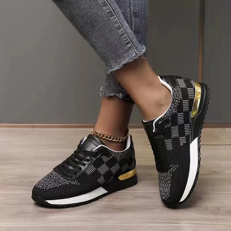 2022 New Classic Lace Up Sneakers for Ladies Casual Suede Breathable Mixed Color Platform Sneakers Fall Fashion Running Sneakers
2022 New Classic Lace Up Sneakers for Ladies Casual Suede Breathable Mixed Color Platform Sneakers Fall Fashion Running Sneakers