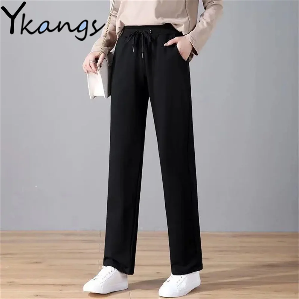 Черные прямые брюки, корейские универсальные модные повседневные свободные женские брюки, простые женские спортивные брюки с завышенной т...
Черные прямые брюки, корейские универсальные модные повседневные свободные женские брюки, простые женские спортивные брюки с завышенной т...