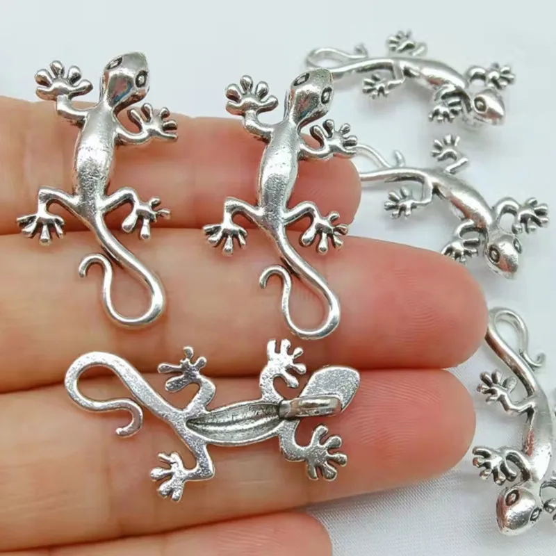 10pcs Charms 31x16mm Pendant Gecko Chameleon Charm Pendants For Jewelry Making Antique Silver Color Lizard Pendants
10pcs Charms 31x16mm Pendant Gecko Chameleon Charm Pendants For Jewelry Making Antique Silver Color Lizard Pendants