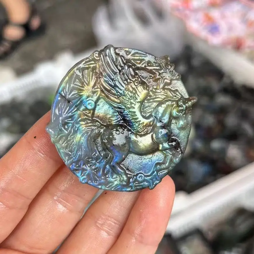 Natural Labradorite Carve Flying Unicorn For Ornaments And Pendants Hand-Carved Polished Crystal Crafts
Natural Labradorite Carve Flying Unicorn For Ornaments And Pendants Hand-Carved Polished Crystal Crafts