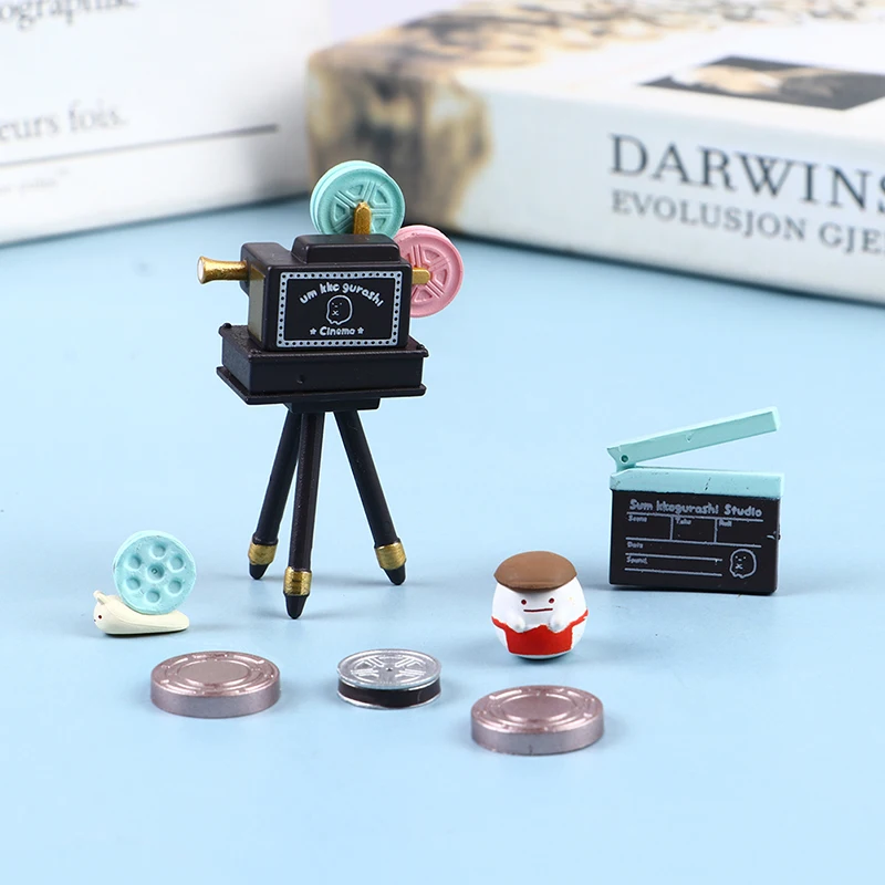 1Pc Dollhouse Miniature Movie Camera Dolls Accessories Dolls House Decoration Accessory
1Pc Dollhouse Miniature Movie Camera Dolls Accessories Dolls House Decoration Accessory