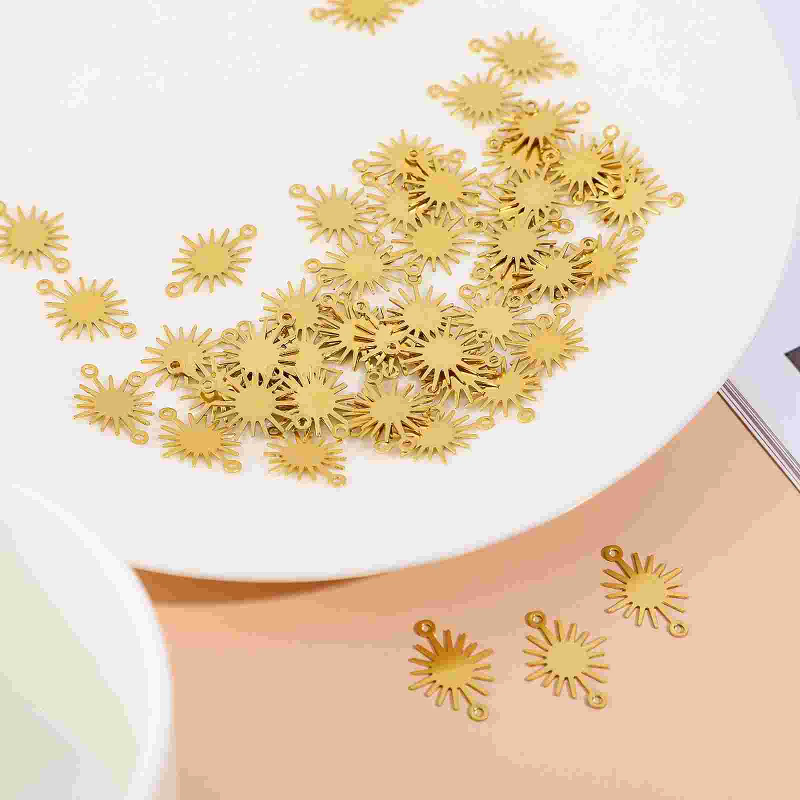 50 Pcs Sun Flower Pendant Brass Fittings Jewelry Making Craft Supplies Vintage Charms Alloy
50 Pcs Sun Flower Pendant Brass Fittings Jewelry Making Craft Supplies Vintage Charms Alloy