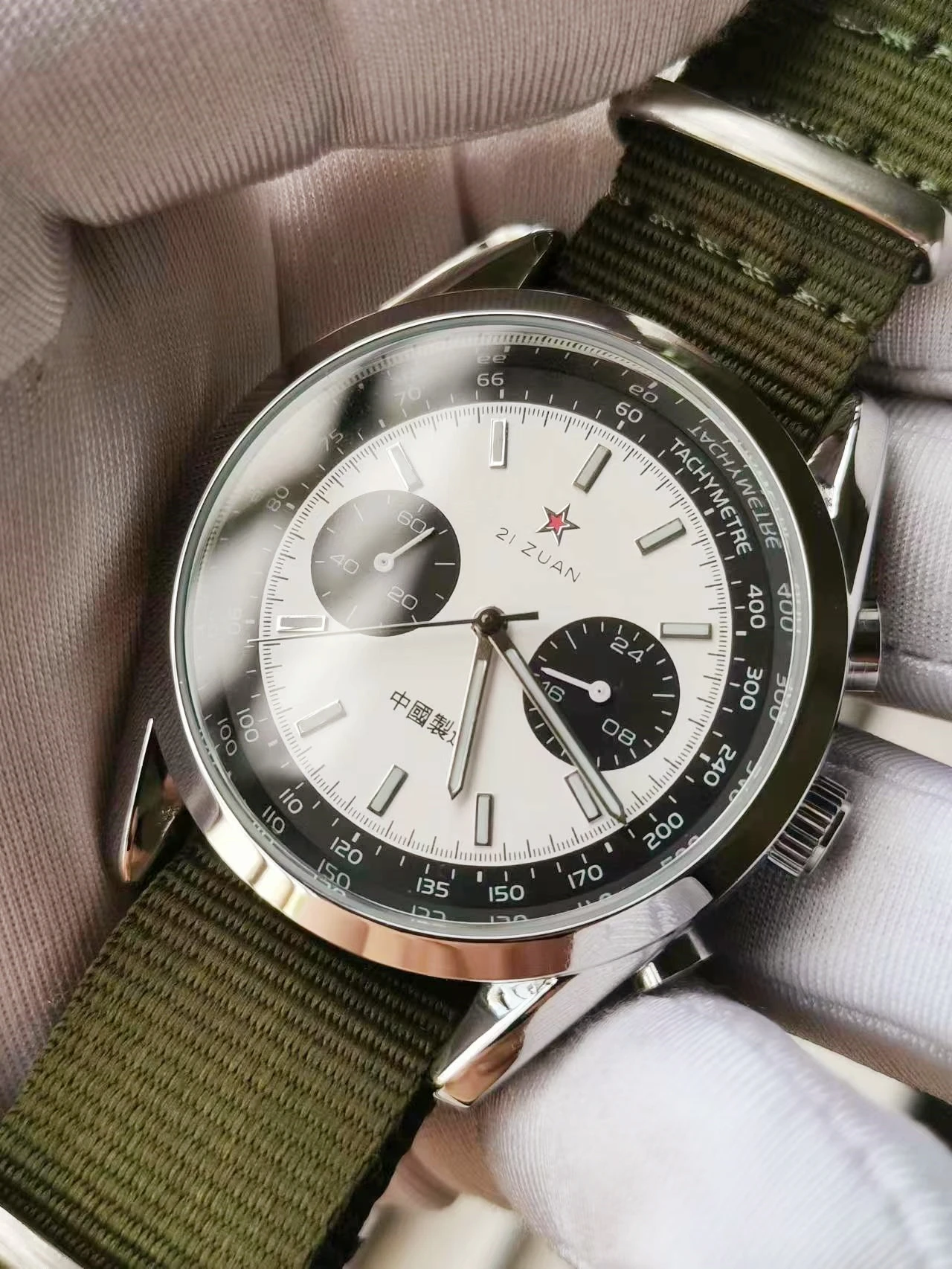 1963 Watch Pilot 42mm Retro Tough Guy Military Writstwatch Top Flight 1963 Chronograph Personality Sport Five Needle Men Clock
1963 Watch Pilot 42mm Retro Tough Guy Military Writstwatch Top Flight 1963 Chronograph Personality Sport Five Needle Men Clock