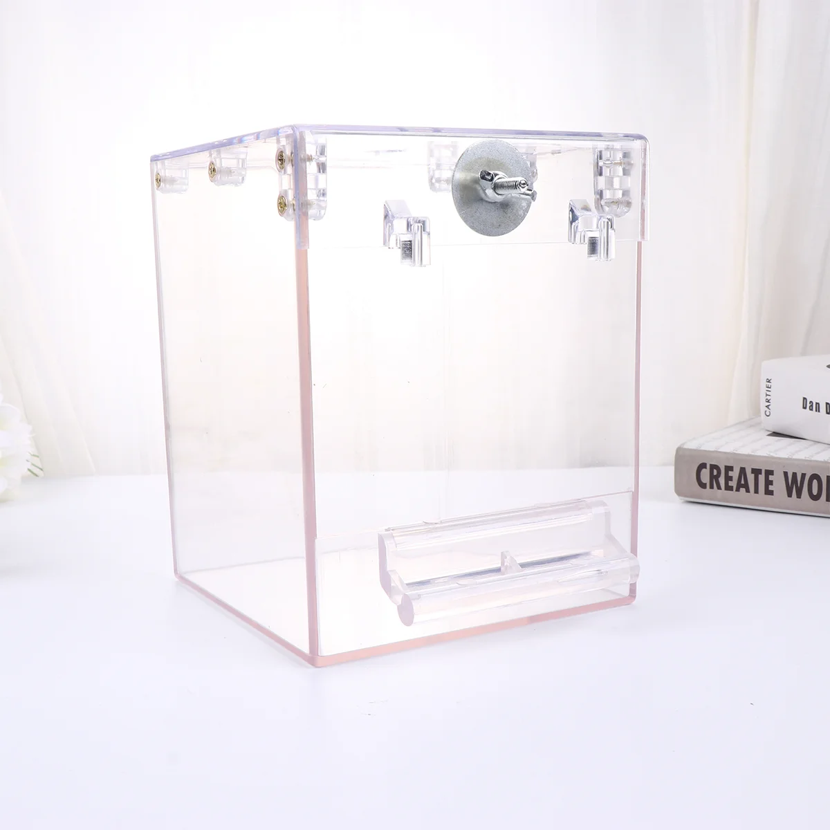 Bird Bathing Tub Clear Bath Shower Box Parrots Bathing Box Hanging Bird Cage Shower Birds Bathtub Supplies for Parrot Birds ( 
Bird Bathing Tub Clear Bath Shower Box Parrots Bathing Box Hanging Bird Cage Shower Birds Bathtub Supplies for Parrot Birds (