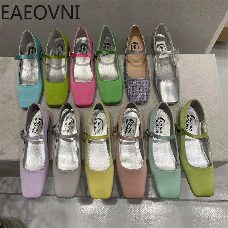 

Summer New Brand Women Flat Shoes Round Toe Shallow Soft Ballerina Shoes Ladies Casual Dress Ballet Loafers Classics Mujer